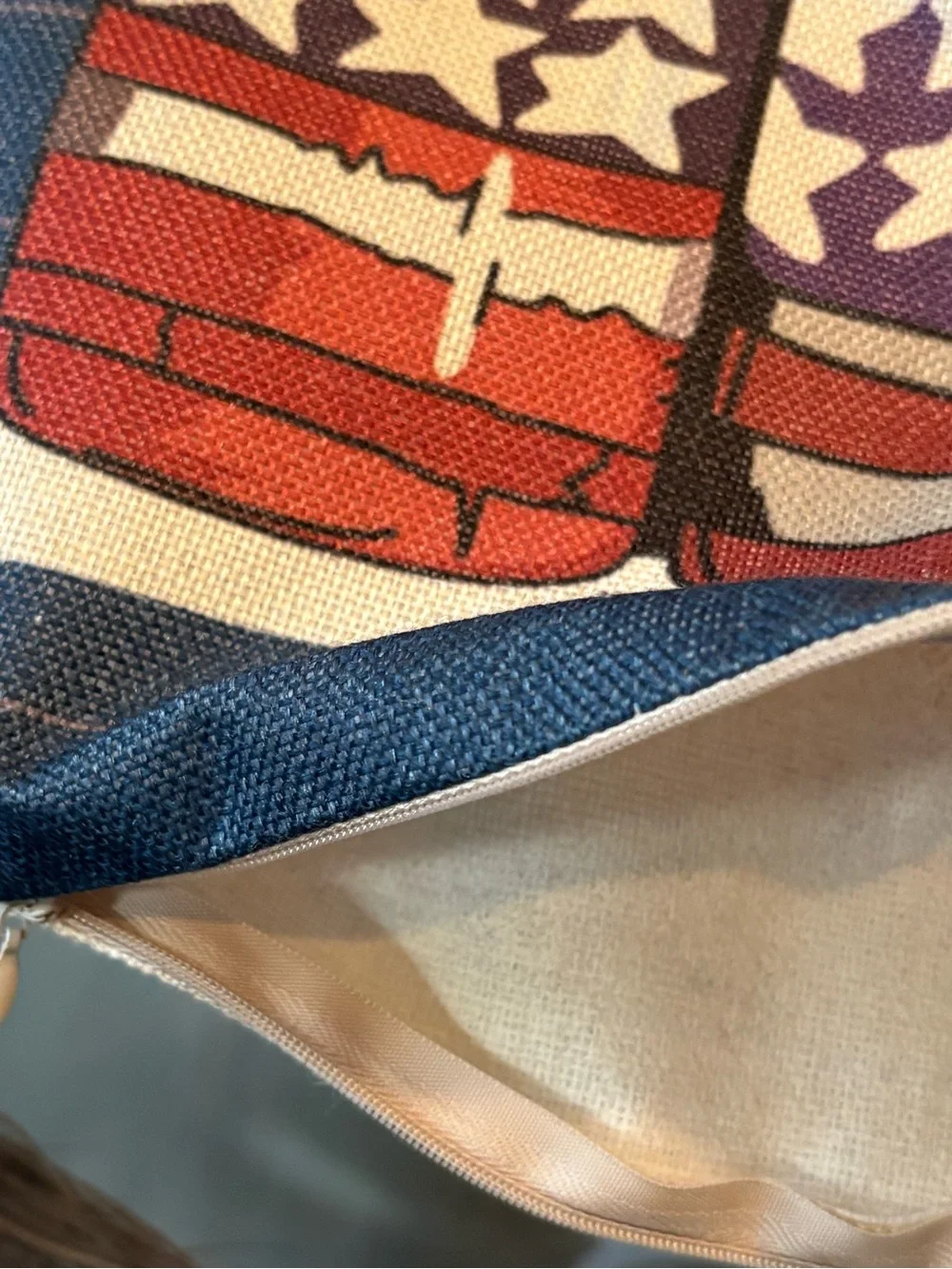 Patriotic Floral Accent Pillow Cover in Navy and Red Unbranded NWOT
